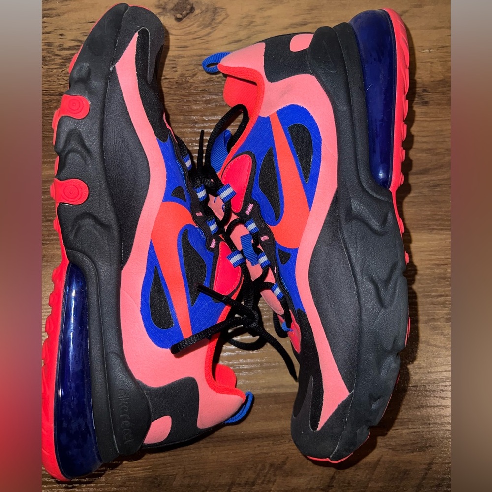 Nike Kids Sneakers in Black, Pink & Blue